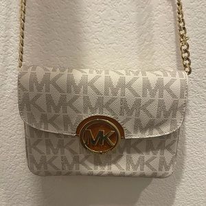 New Michael Kors White Monogram Crossbody